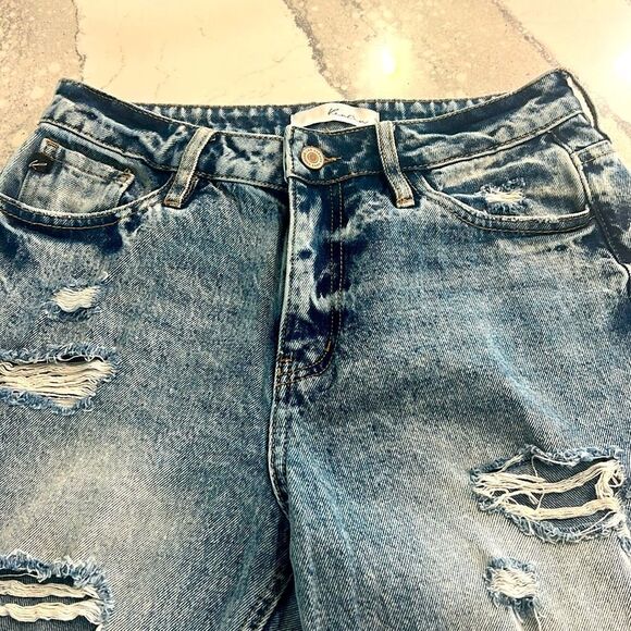 Kancan Distressed Jeans‎ - Picture 1 of 12